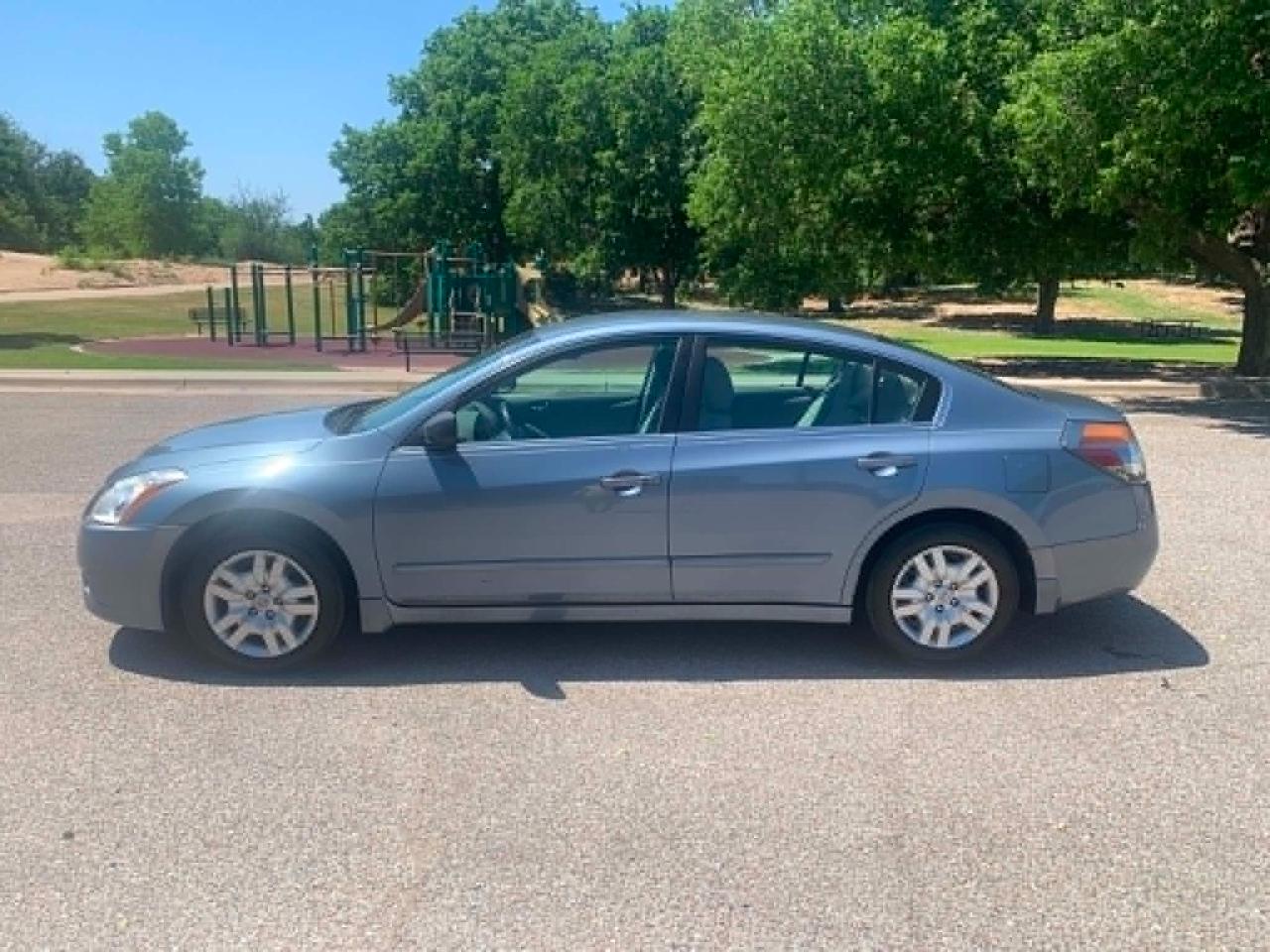 Nissan Altima 2.5 2012