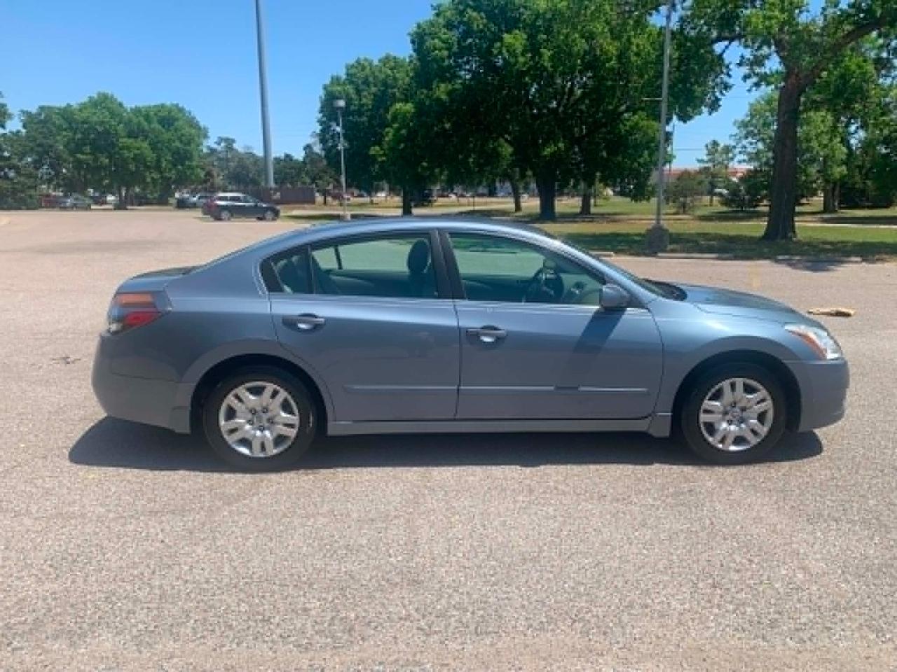 Nissan Altima 2.5 2012