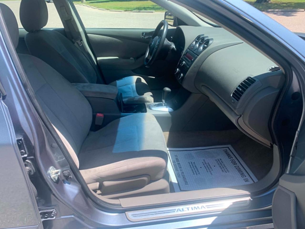 Nissan Altima 2.5 2012