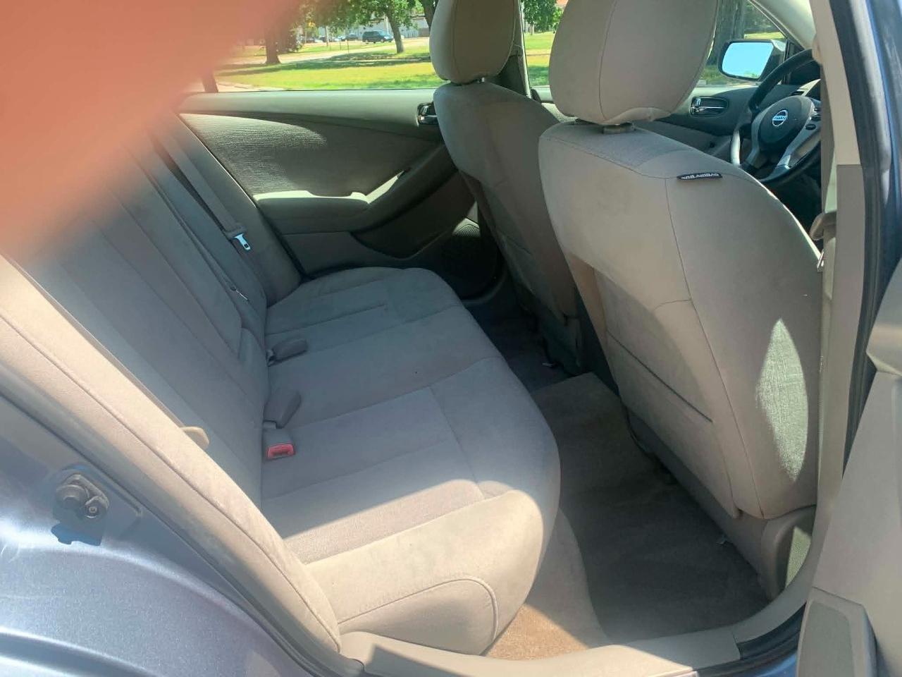 Nissan Altima 2.5 2012