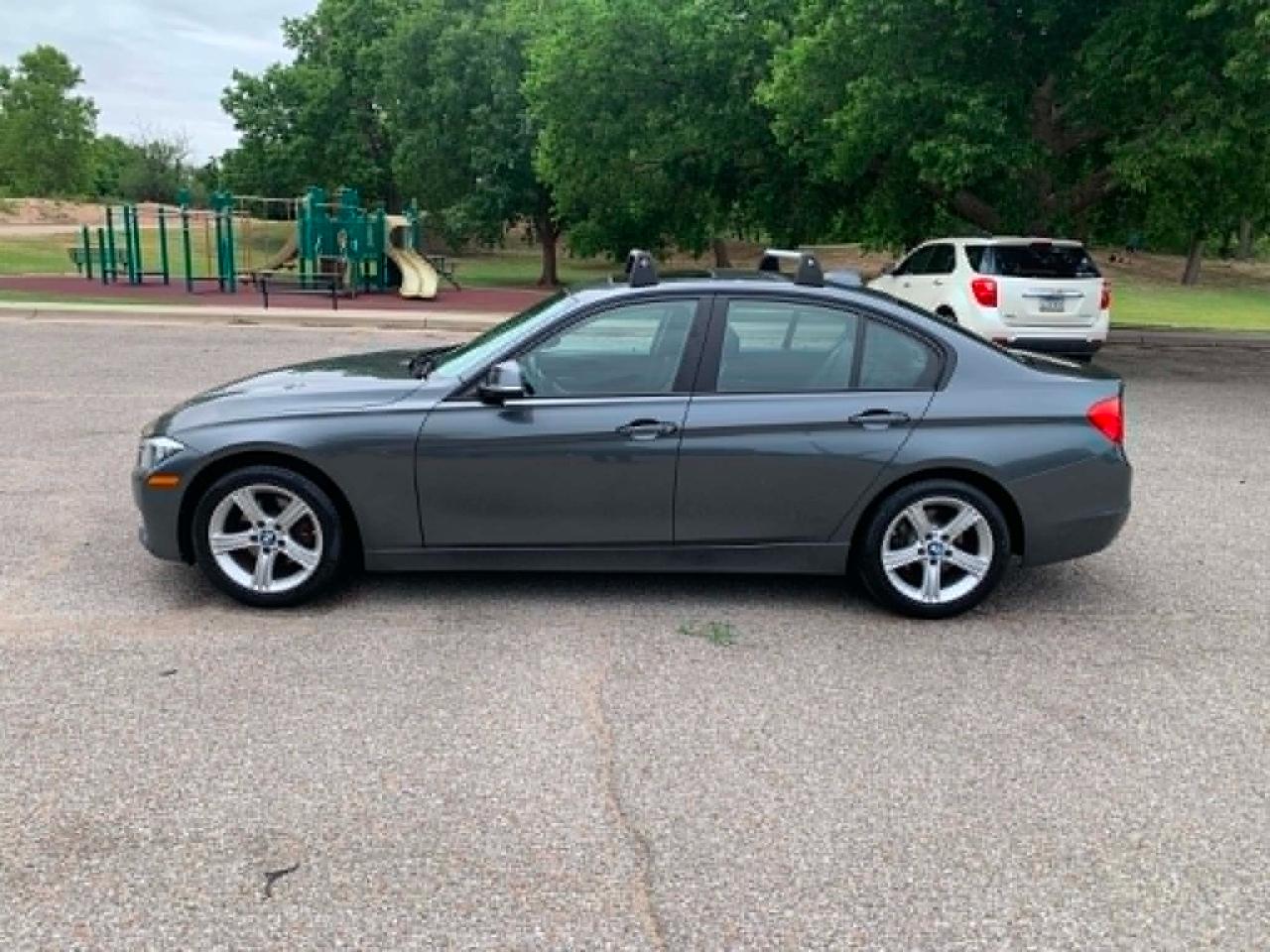 BMW 3-Series 328i xDrive Sedan 2013