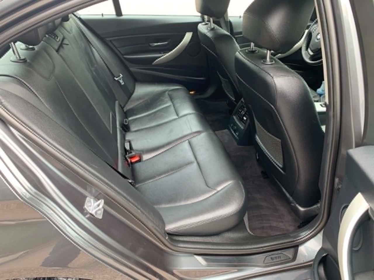 BMW 3-Series 328i xDrive Sedan 2013