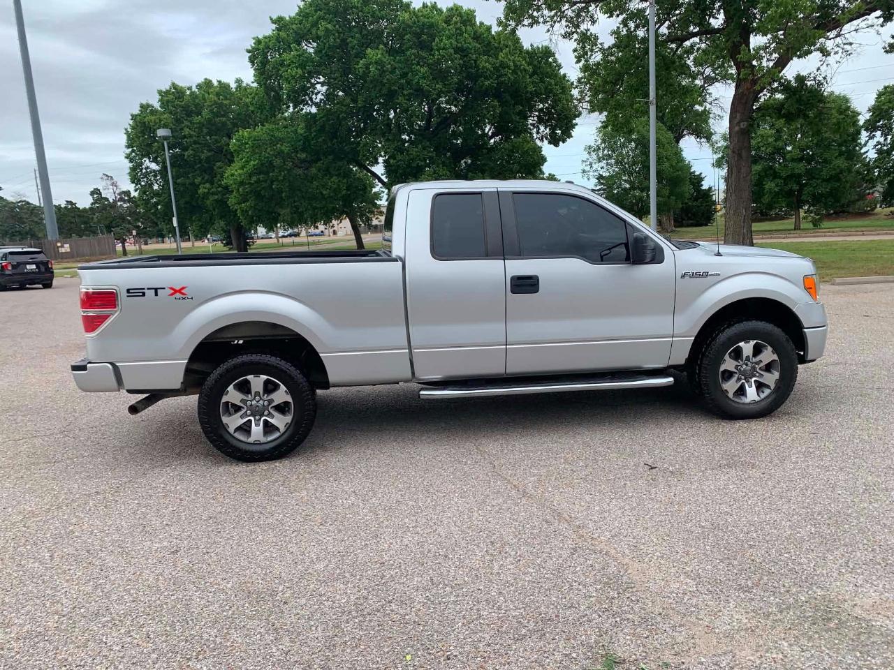 Ford F-150 XLT SuperCab 8-ft. Bed 4WD 2013