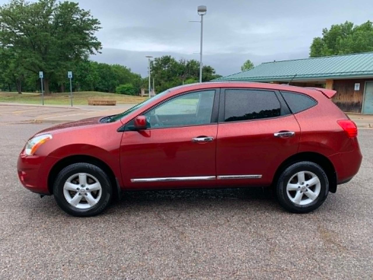 Nissan Rogue S 2WD 2013