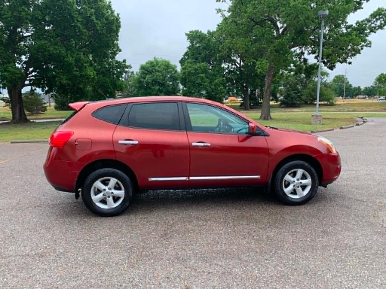 Nissan Rogue S 2WD 2013