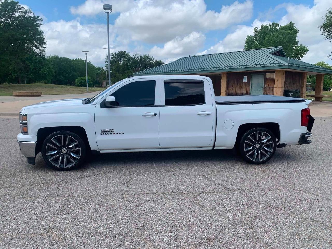 Chevrolet Silverado 1500 2LT Crew Cab Long Box 2WD 2014