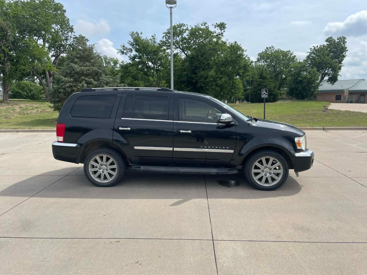 Chrysler Aspen Limited 4WD 2008