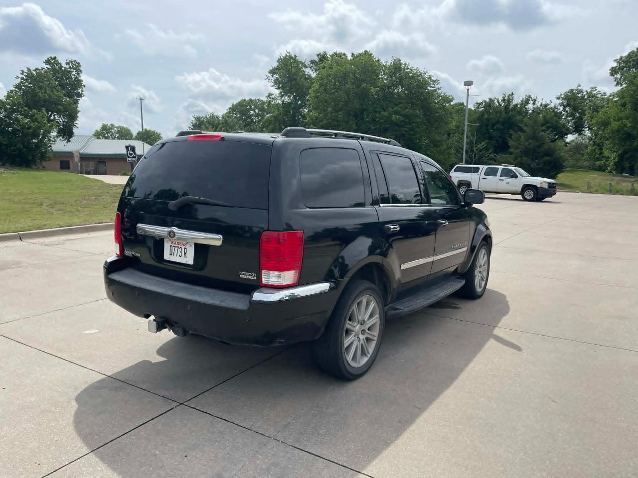 Chrysler Aspen Limited 4WD 2008