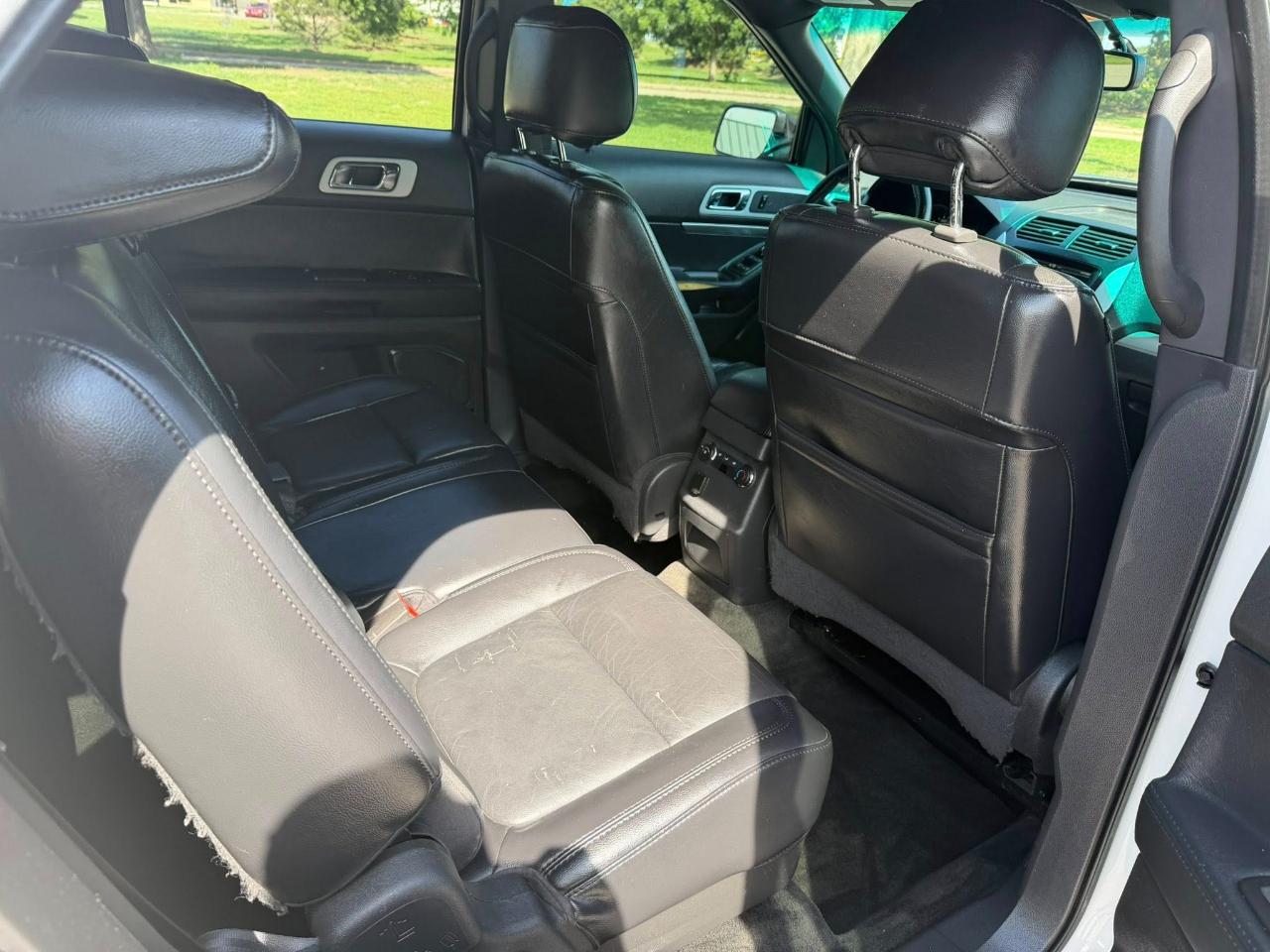Ford Explorer XLT FWD 2011