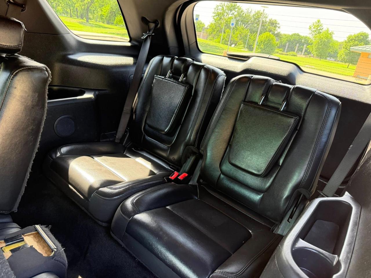 Ford Explorer XLT FWD 2011