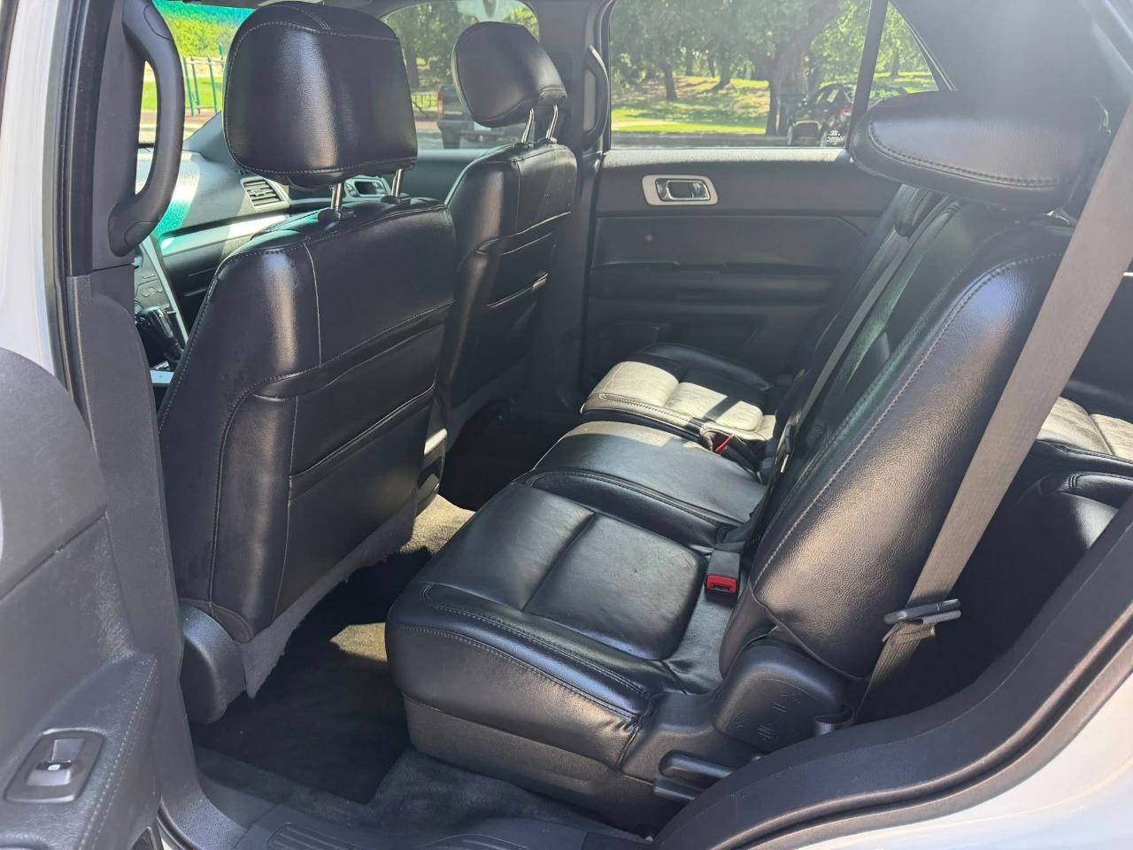 Ford Explorer XLT FWD 2011