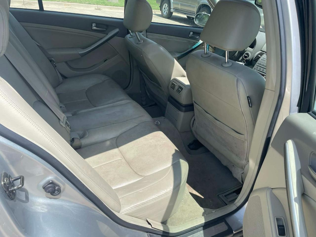 Infiniti G35 Sedan AWD with Leather 2004