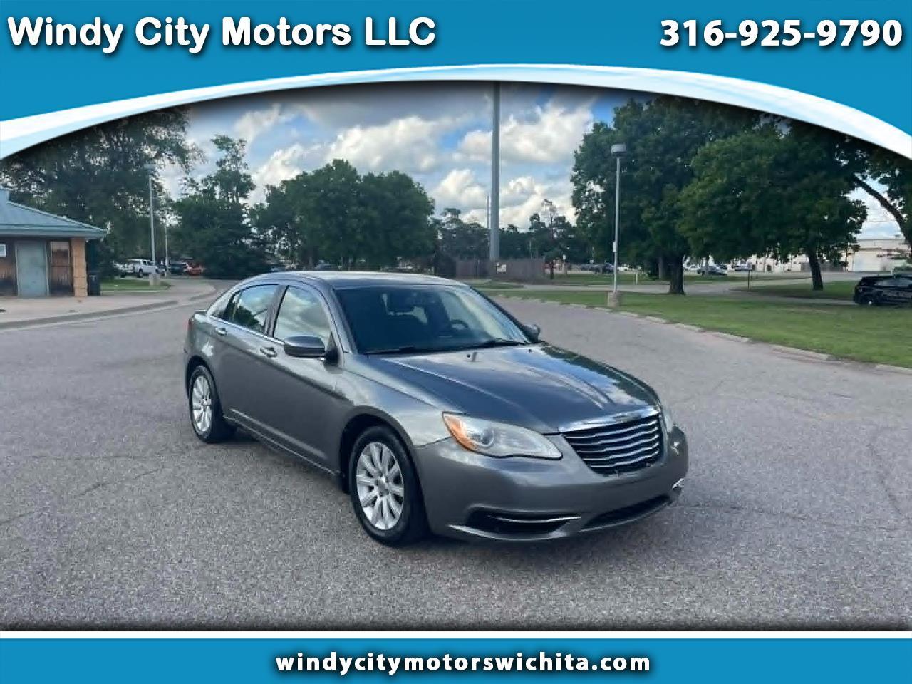 Chrysler 200 Touring 2012
