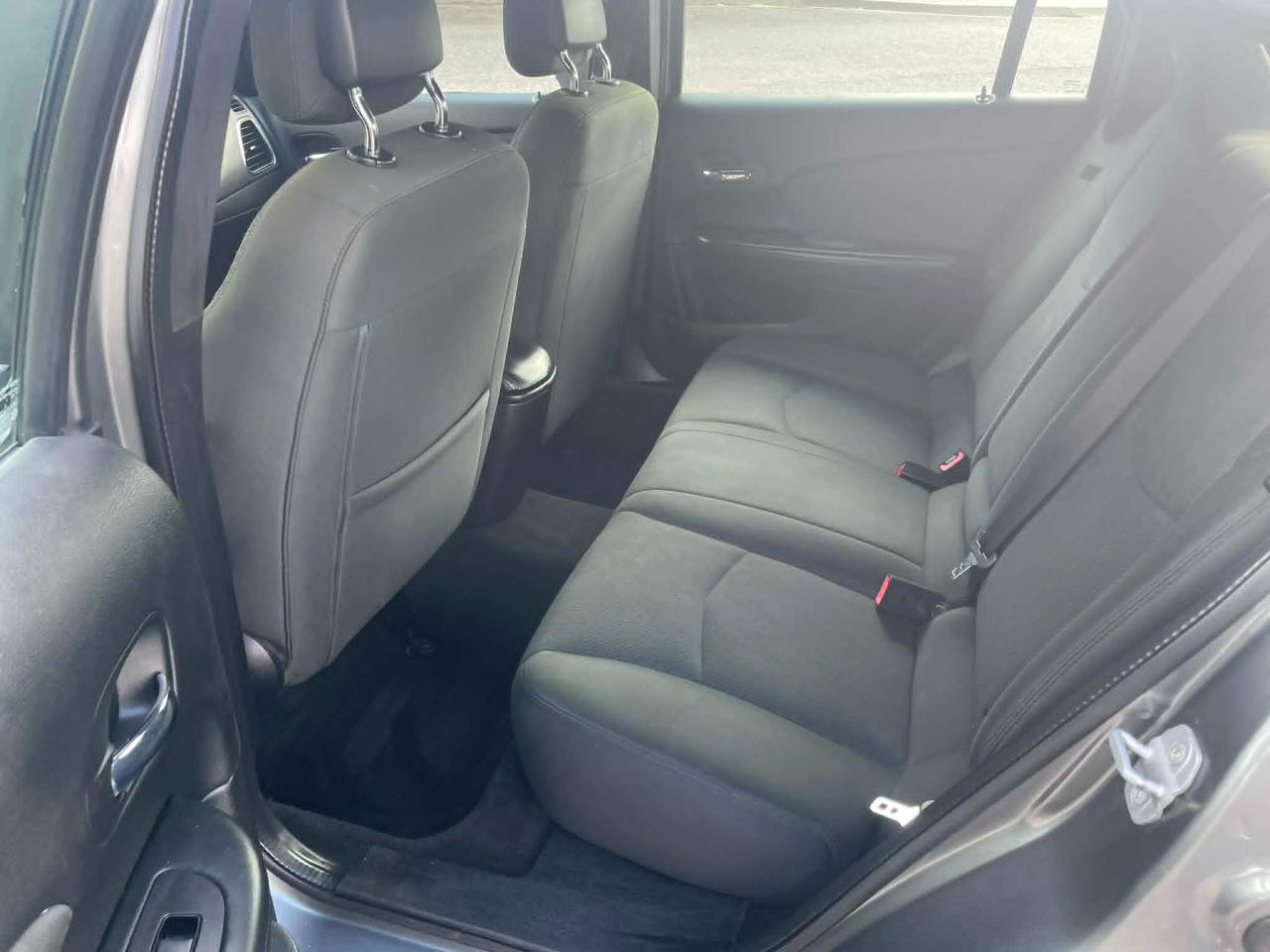 Chrysler 200 Touring 2012