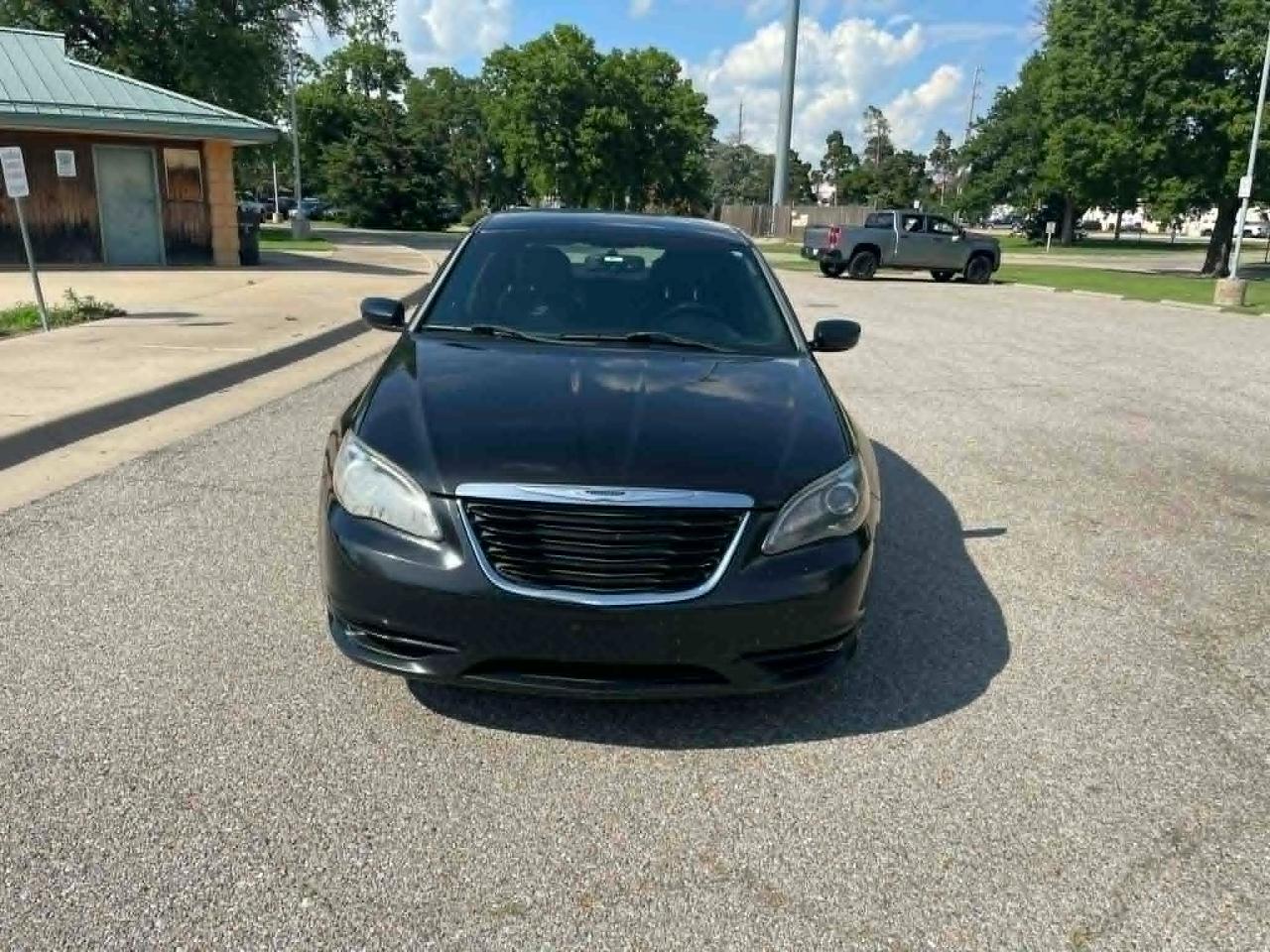 Chrysler 200 S 2011