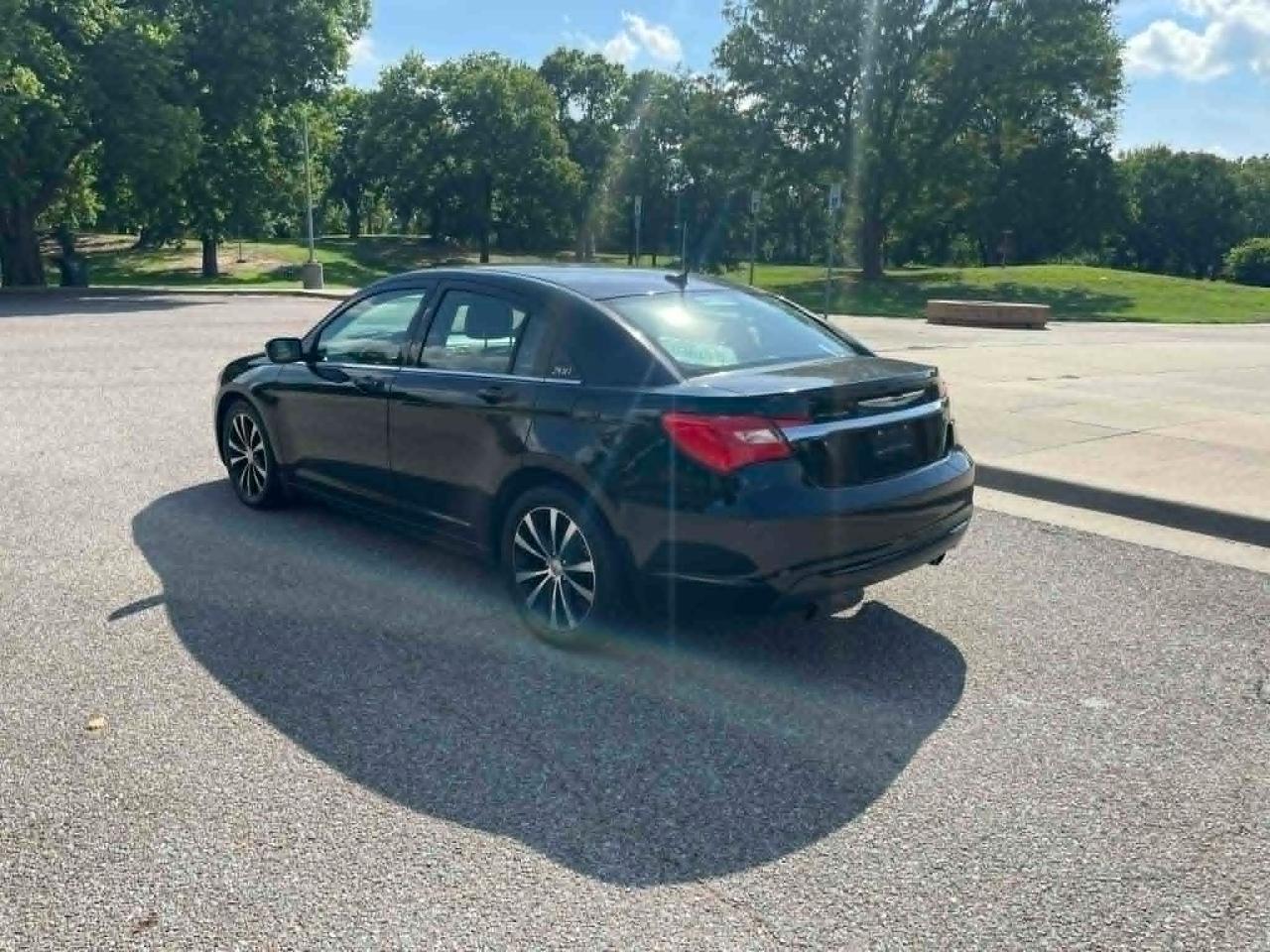 Chrysler 200 S 2011