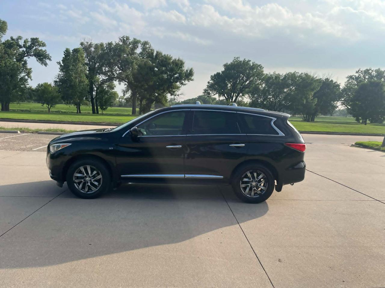 Infiniti QX60 FWD 2014