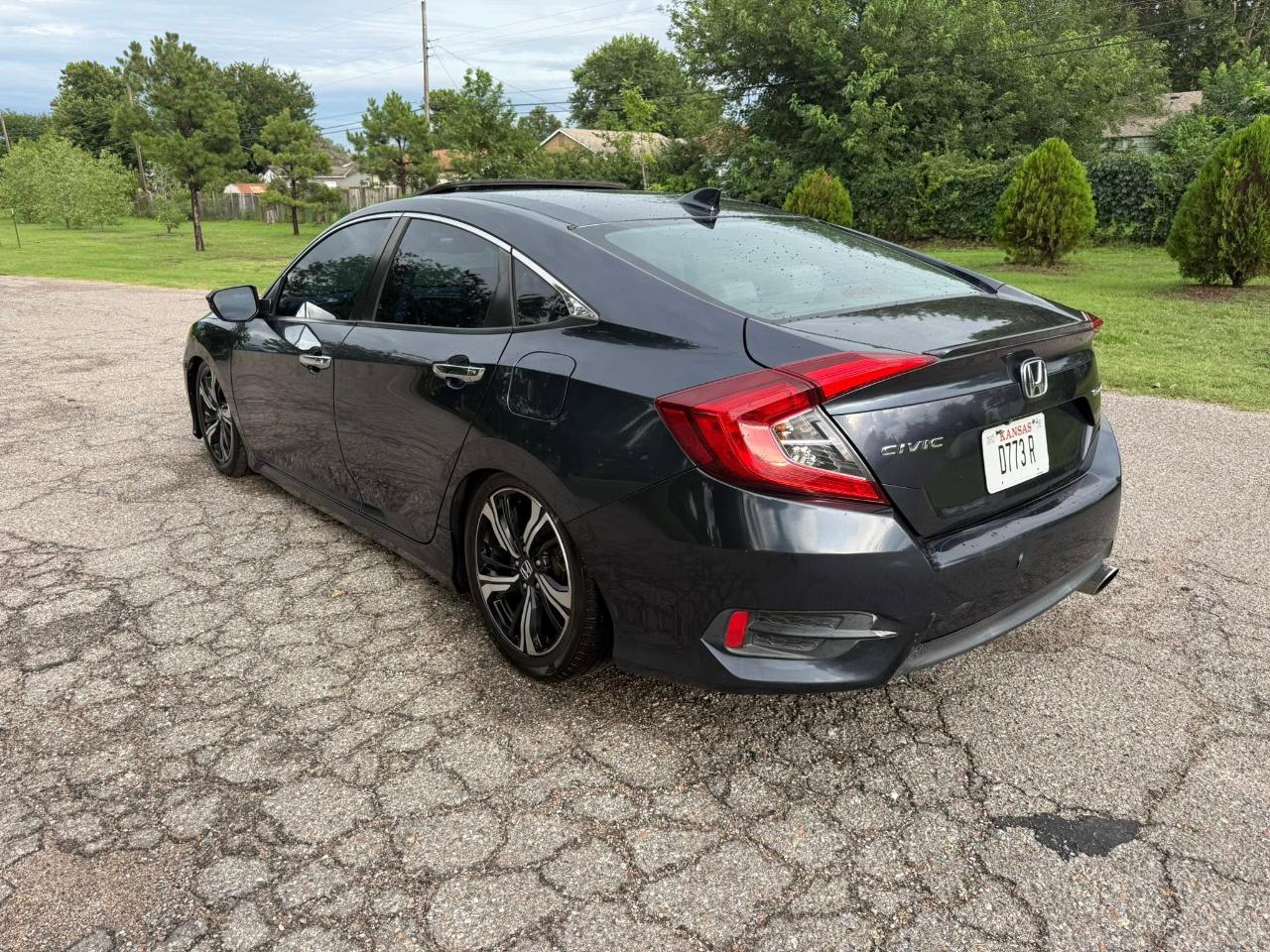 Honda Civic Touring Sedan CVT 2016
