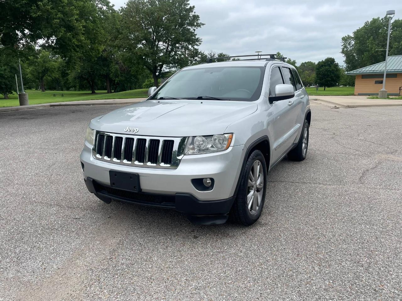 Jeep Grand Cherokee Laredo 4WD 2013