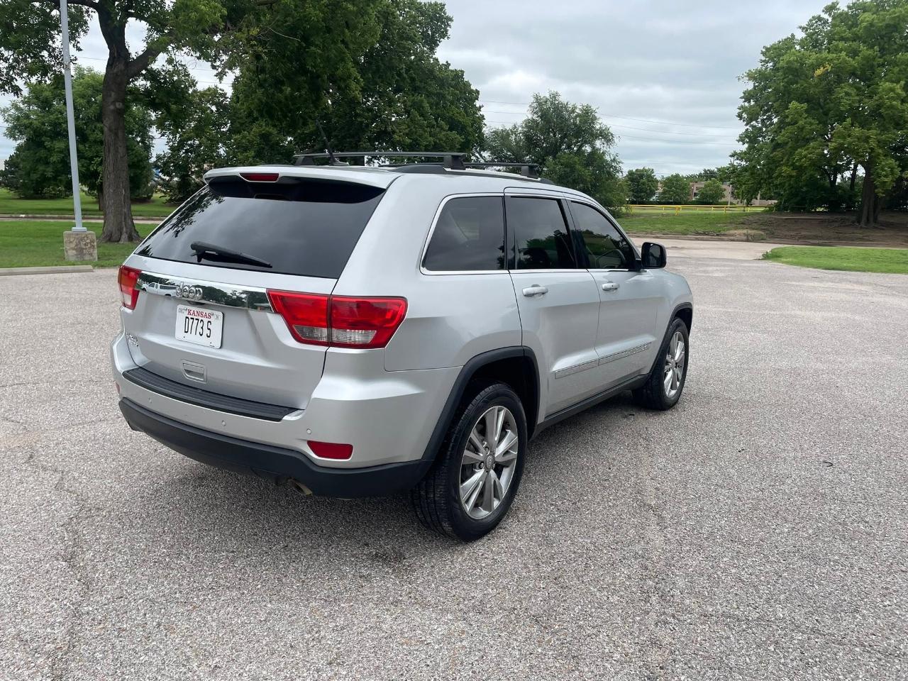 Jeep Grand Cherokee Laredo 4WD 2013