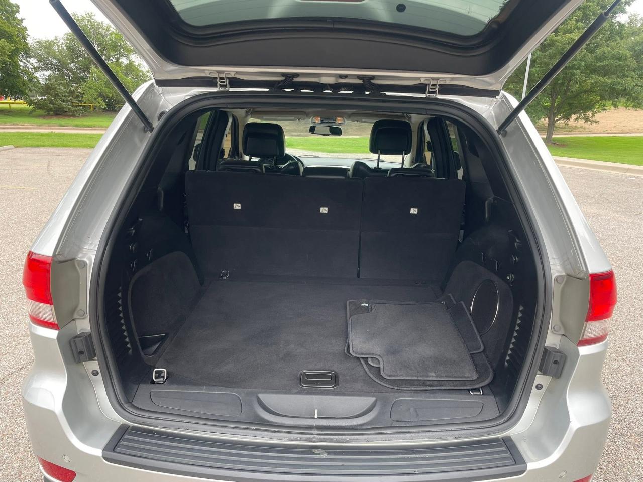 Jeep Grand Cherokee Laredo 4WD 2013