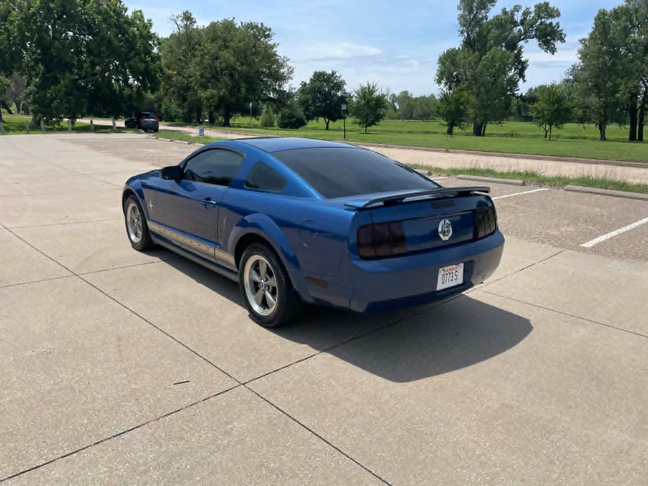 Ford Mustang V6 Standard Coupe 2006