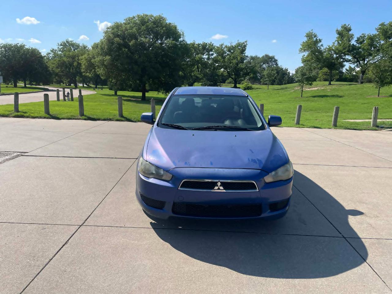 Mitsubishi Lancer ES 2011