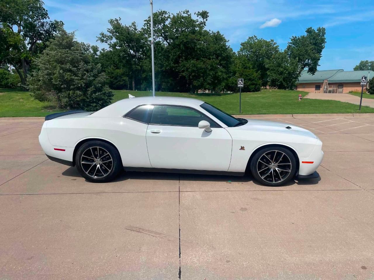 Dodge Challenger SCAT Pack 2015