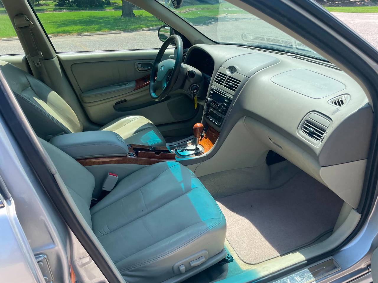 Infiniti I35 Luxury 2003