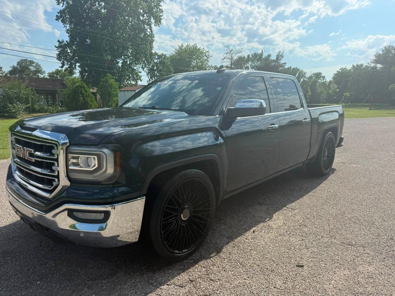 GMC Sierra 1500 SLT Crew Cab Long Box 4WD 2017