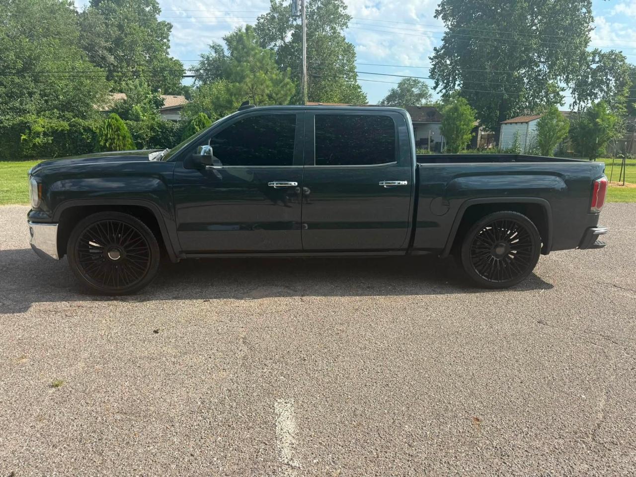 GMC Sierra 1500 SLT Crew Cab Long Box 4WD 2017