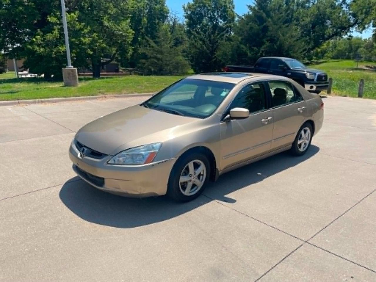 Honda Accord EX-L Sedan AT with Navigation System 2003