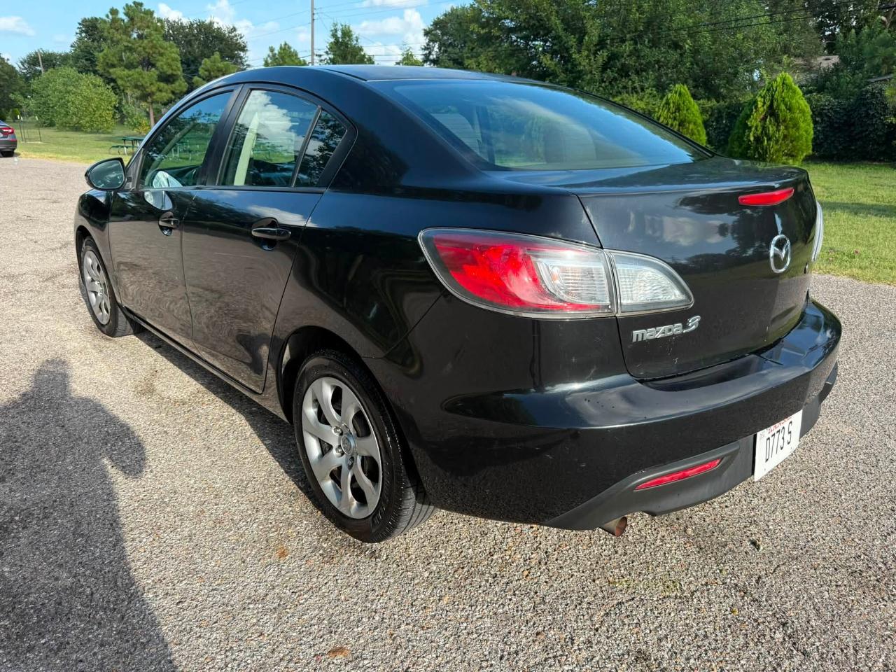 Mazda MAZDA3 i Sport 4-Door 2011