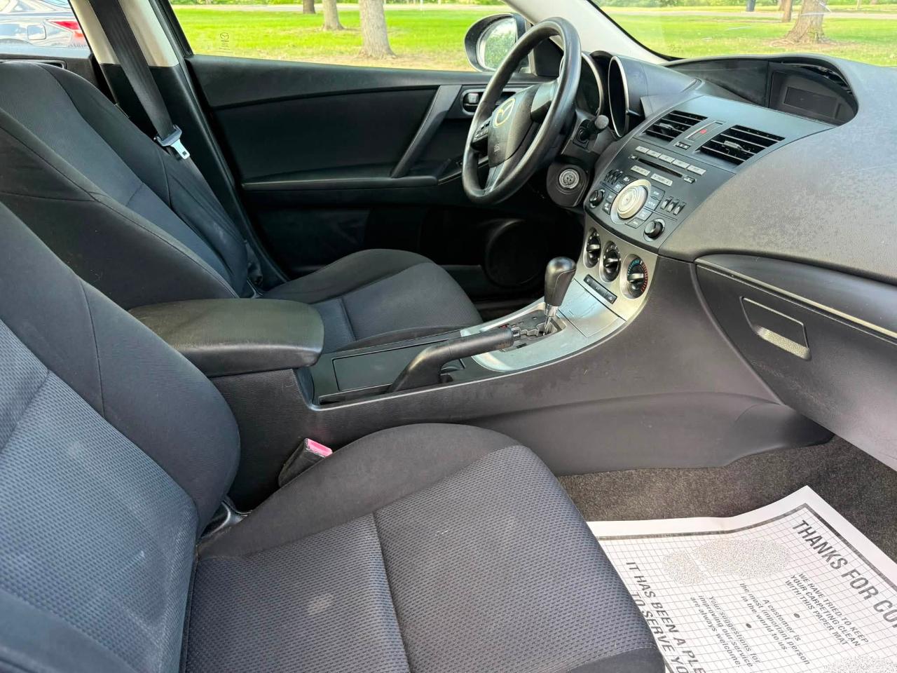 Mazda MAZDA3 i Sport 4-Door 2011