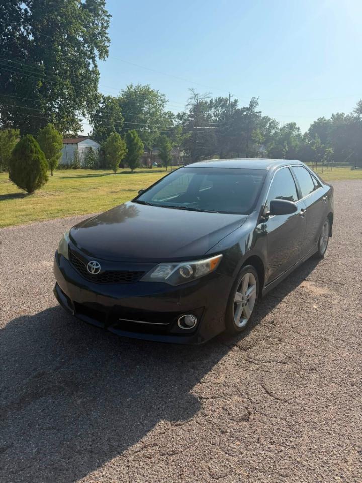 Toyota Camry L 2012