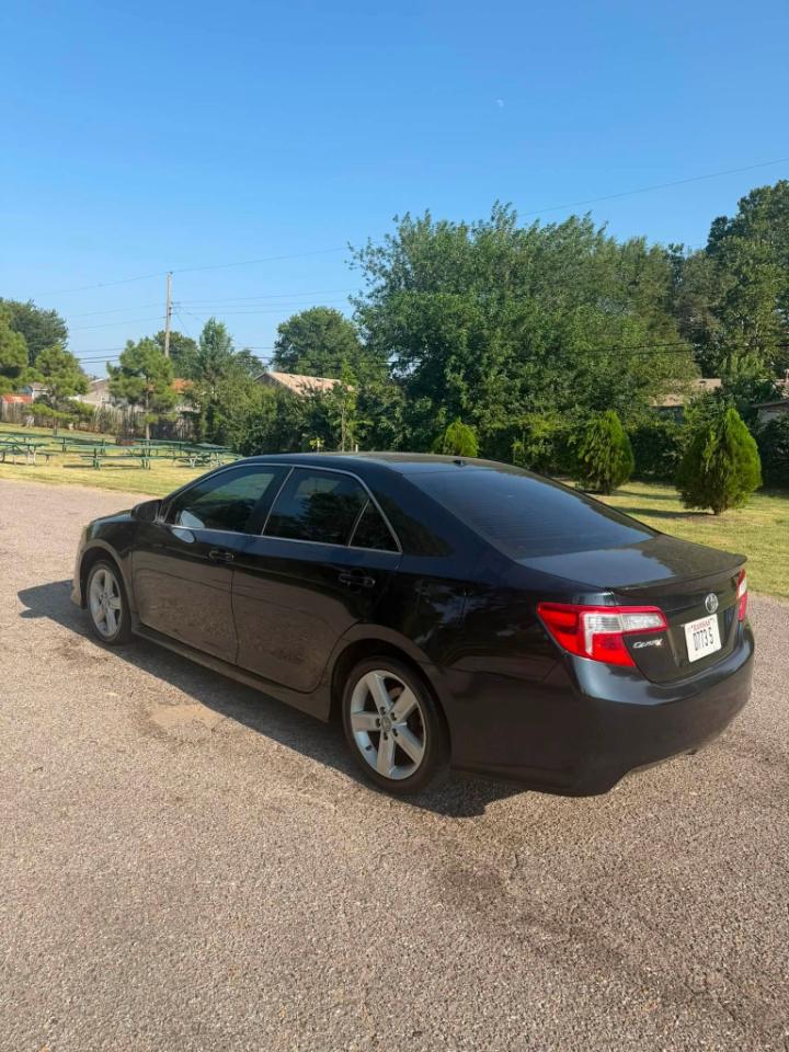 Toyota Camry L 2012