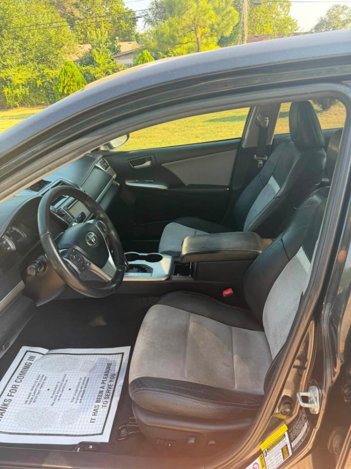 Toyota Camry L 2012