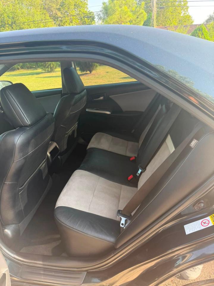 Toyota Camry L 2012