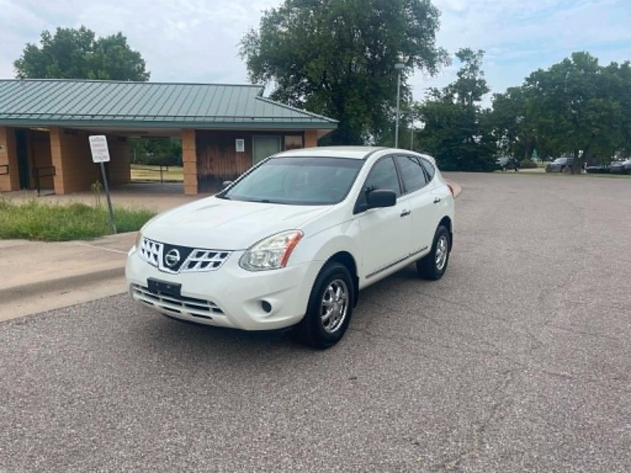 Nissan Rogue S 2WD 2013