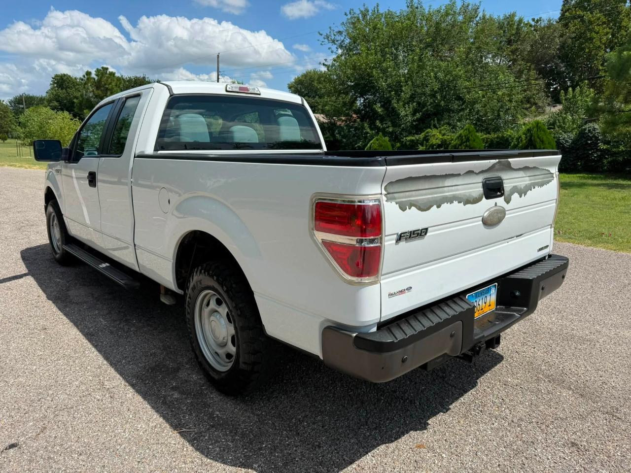 Ford F-150 XL SuperCab 6.5-ft. Bed 2WD 2012