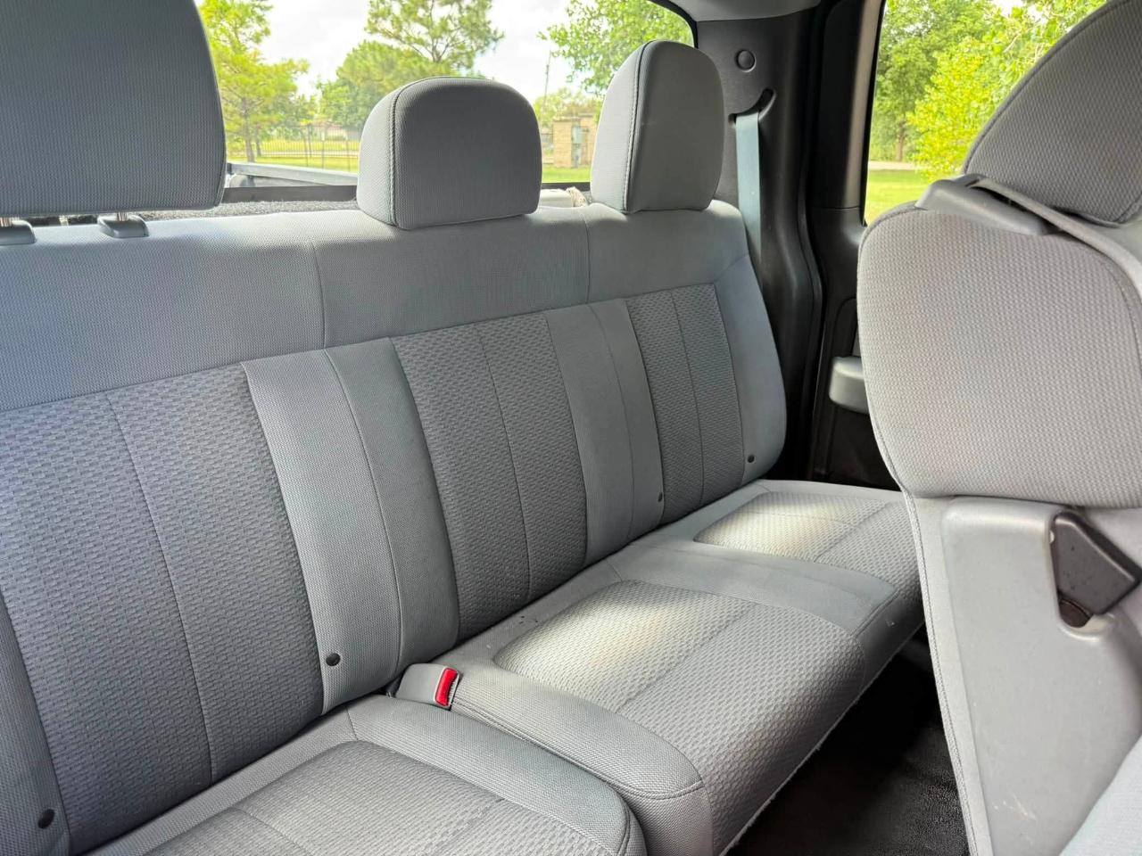 Ford F-150 XL SuperCab 6.5-ft. Bed 2WD 2012