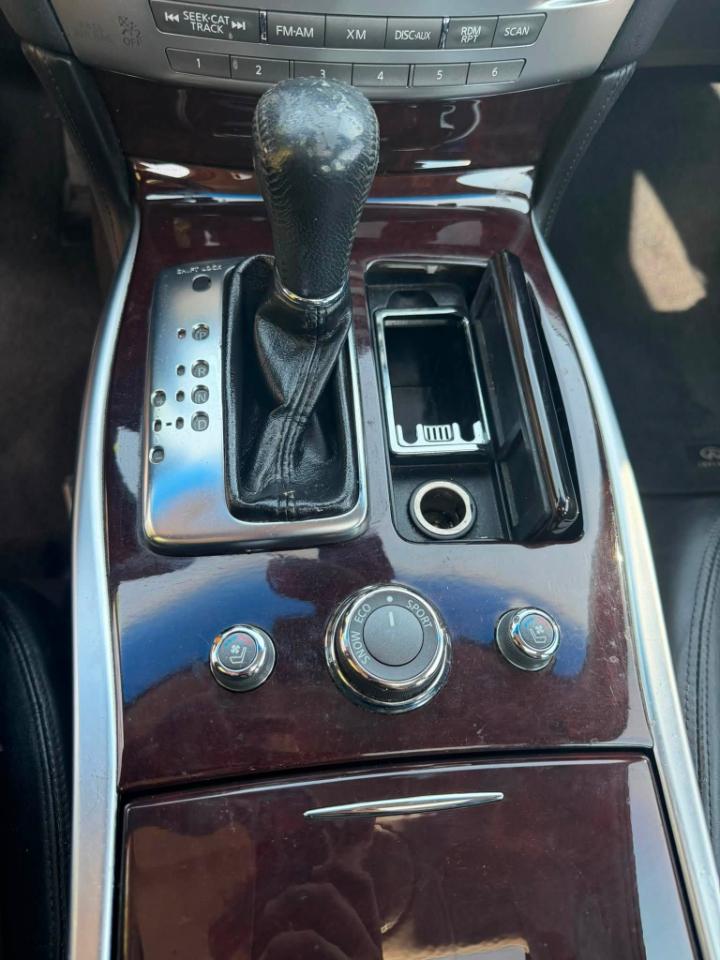 Infiniti M M37x 2011