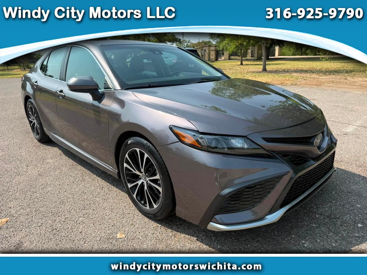 Toyota Camry XLE 2019