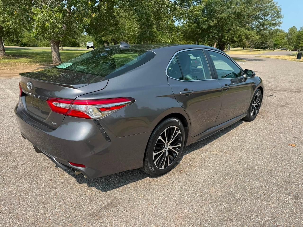 Toyota Camry XLE 2019