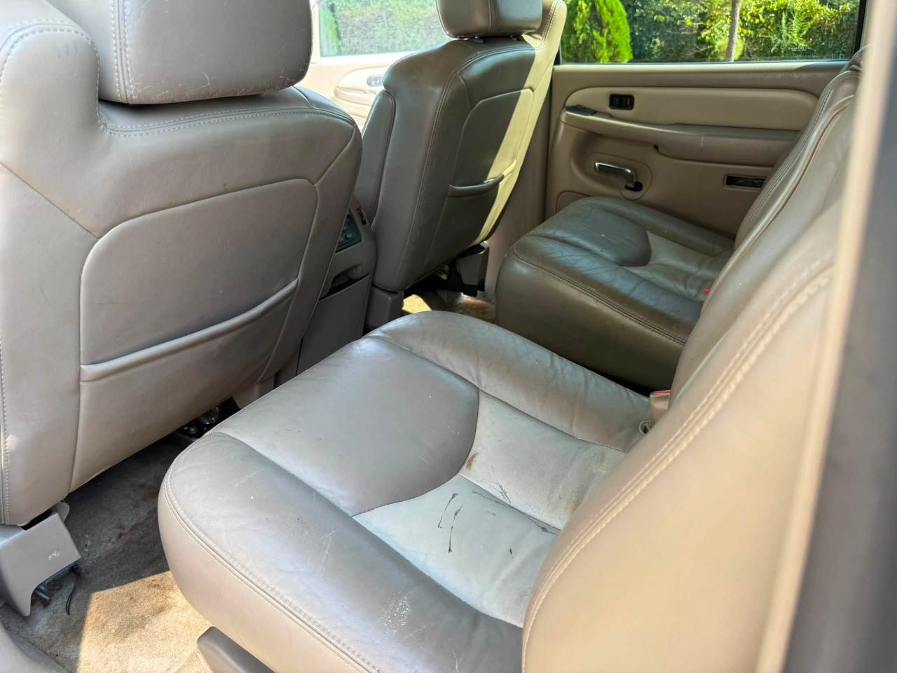 GMC Yukon Denali XL AWD 2006