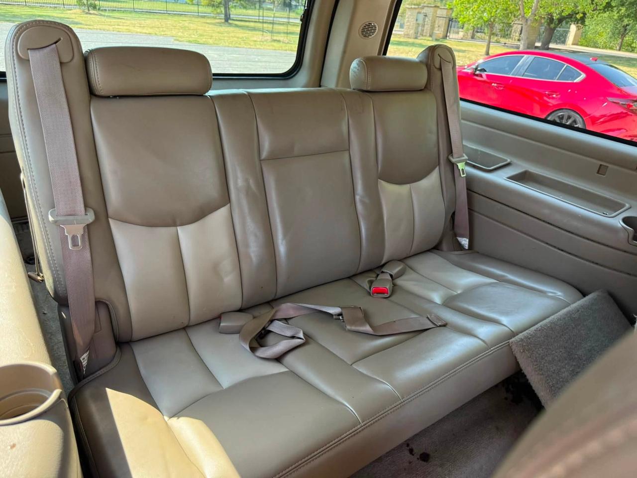 GMC Yukon Denali XL AWD 2006