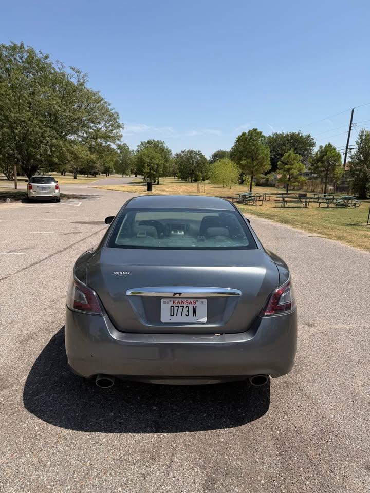 Nissan Maxima SV 2014
