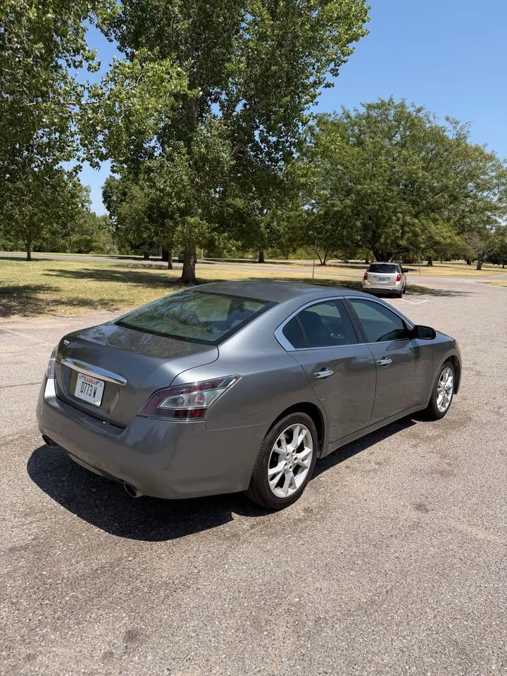 Nissan Maxima SV 2014