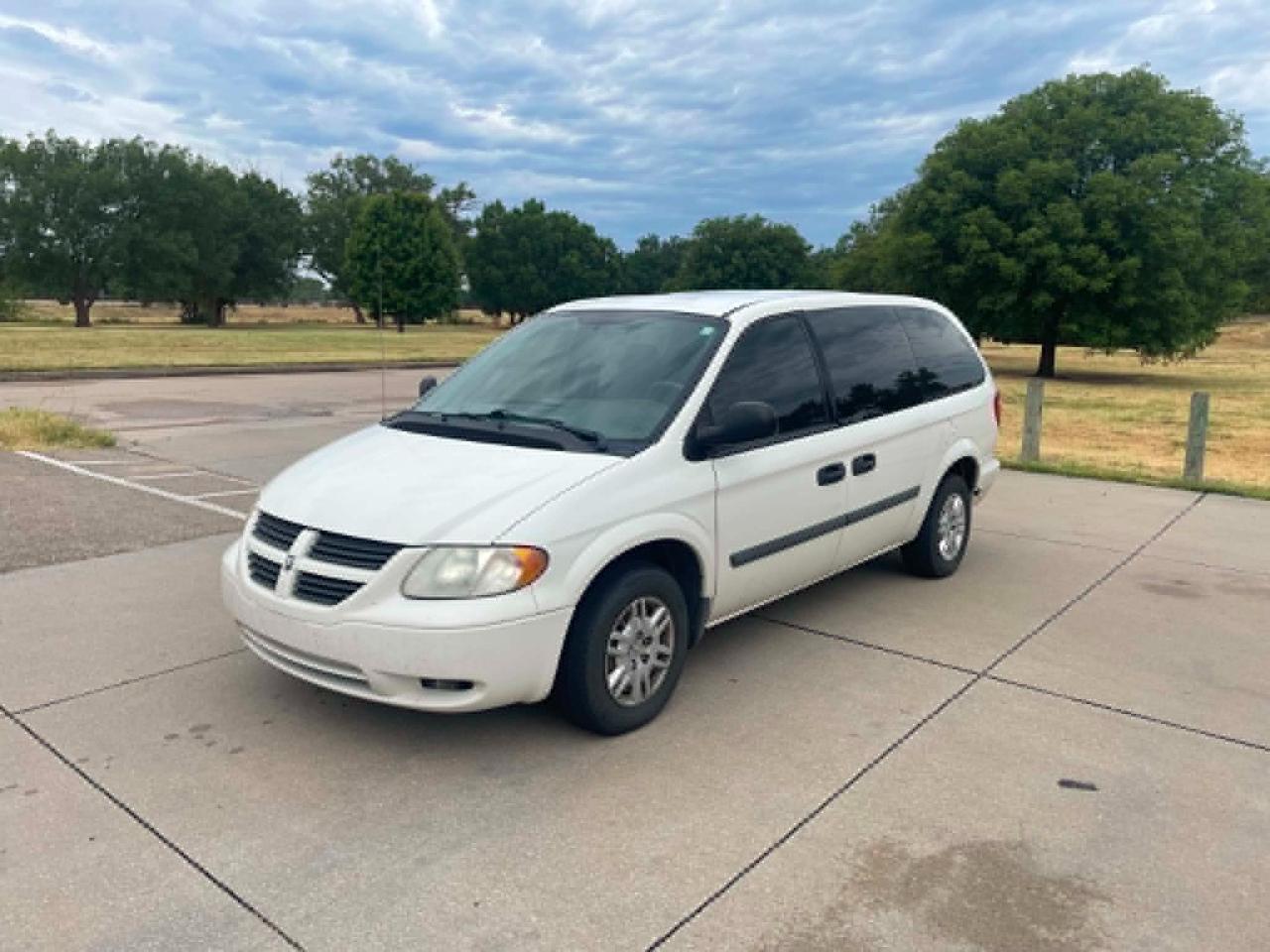 Dodge Grand Caravan SE 2005