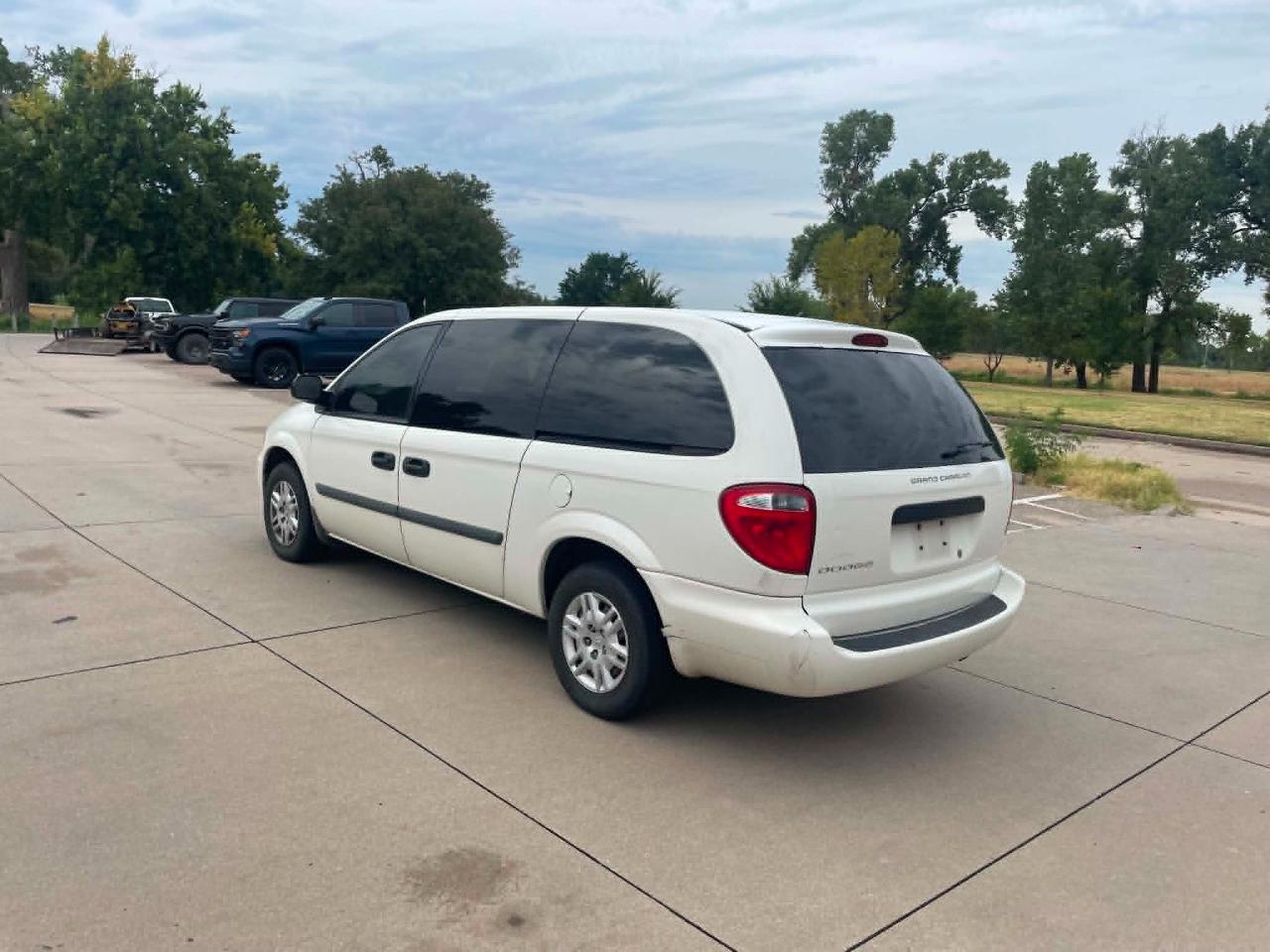 Dodge Grand Caravan SE 2005